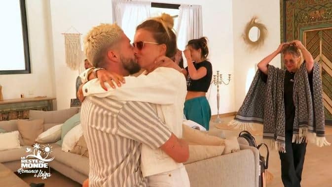 &laquo; Objectif : Reste du Monde &raquo; : fin de l'enterrement de vie de jeune fille/gar&ccedil;on et retour &agrave; la villa
