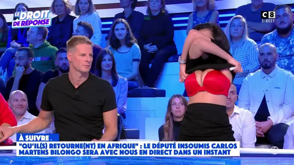 Ruby Nikara : l'influenceuse dévoile sa forte poitrine sur le plateau de TPMP