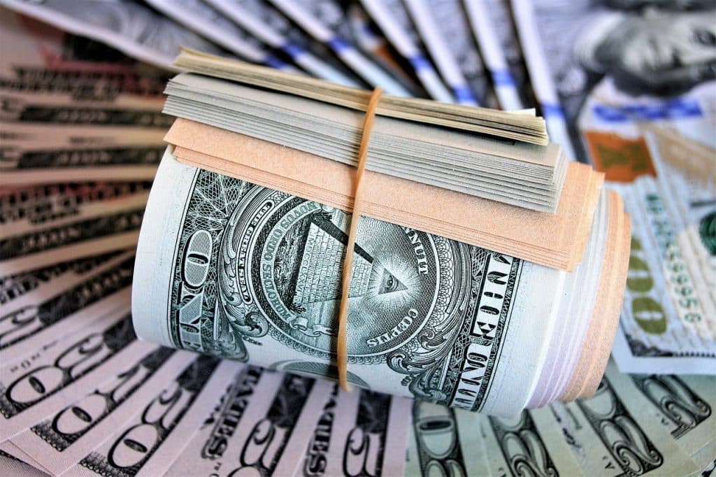 Il gagne 125 millions d'euros à l'EuroMillions mais... Il s'ennuie ! Une idée pour aider Neil Trotter ?