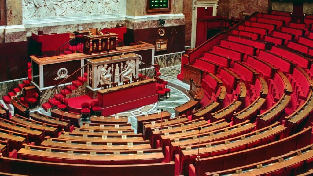 Le Ministre du Travail Olivier Dussopt victime d'un prank à l'Assemblée !