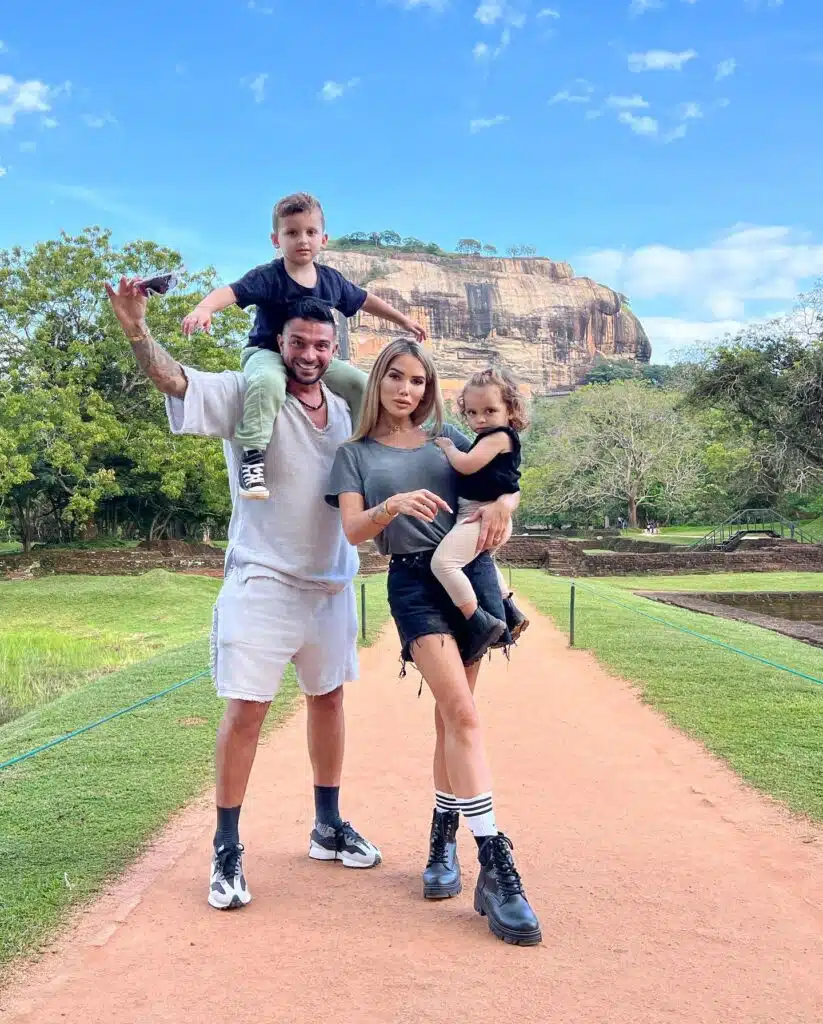 Julien Tanti : Ses enfants déscolarisés ? Il prend la parole