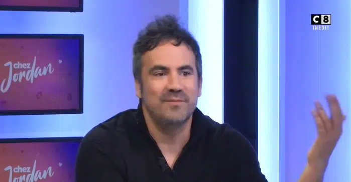&laquo; &Ccedil;a m&rsquo;a co&ucirc;t&eacute; plein de choses&hellip; &raquo; : Les confidences Alex Goude sur la naissance par GPA de son enfant