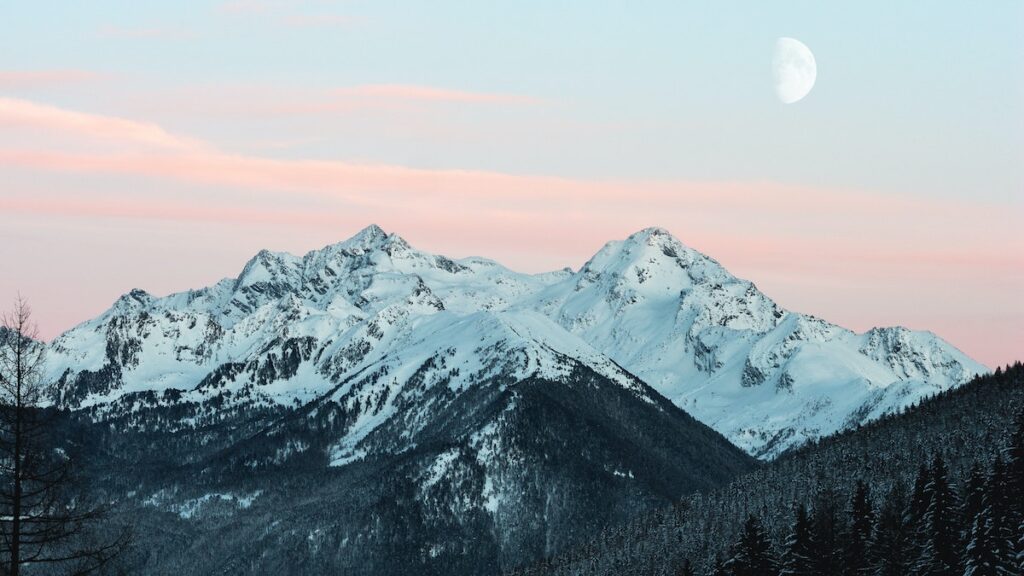 Cet enfant de huit ans a d&eacute;j&agrave; atteint l'&eacute;quivalent de l'Everest huit fois