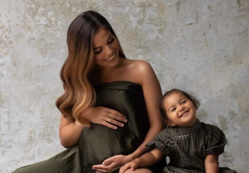 Poupette Kenza : Sa nanny aurait d&eacute;missionn&eacute; apr&egrave;s avoir frapp&eacute; sa fille Seyana