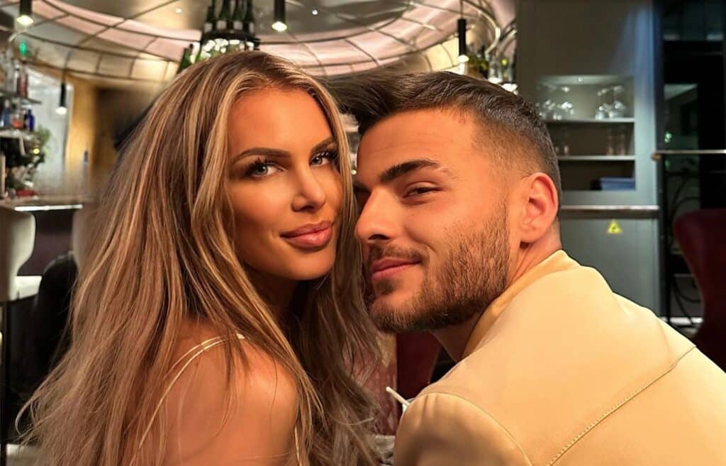 Simon Castaldi envoi du lourd pour l'anniversaire Adixia