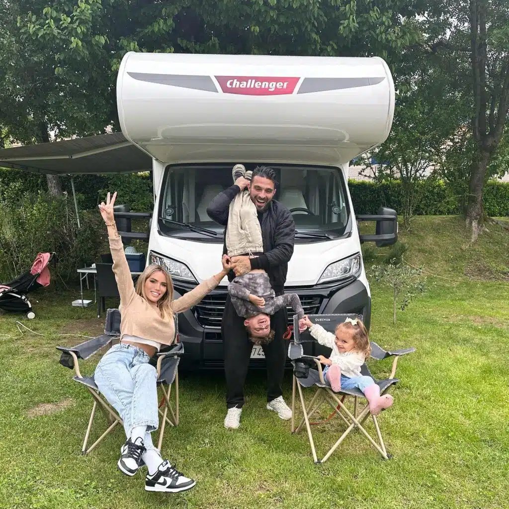 Julien Tanti et sa famille font le tour d'Italie en camping-car