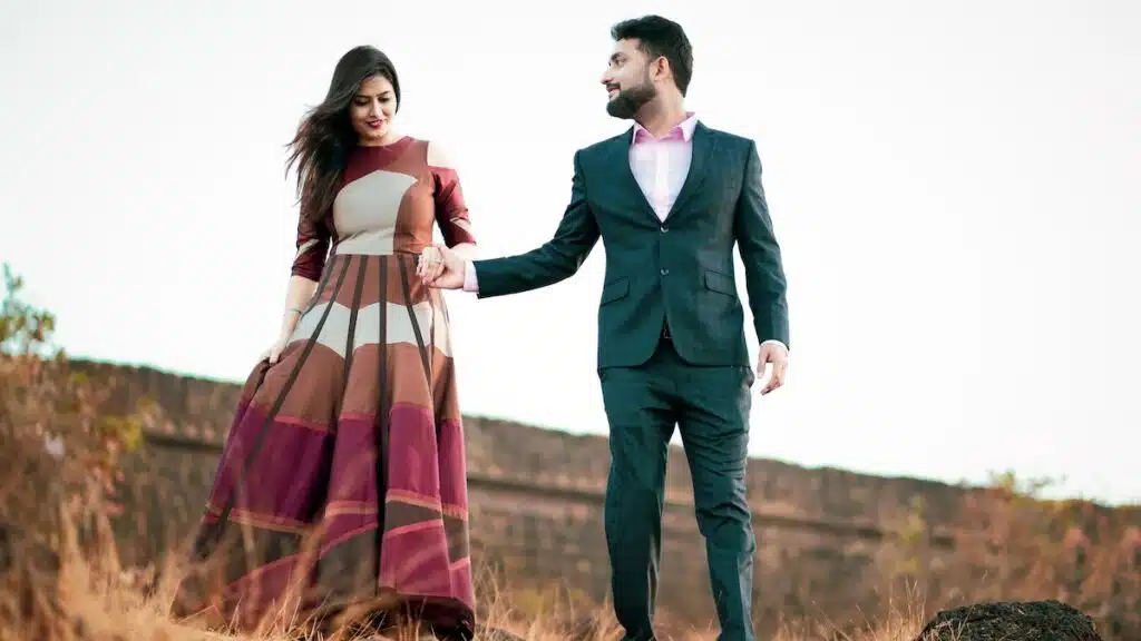 Love story insolite : Ils tombent fous amoureux suite à un prank d'adolescents !