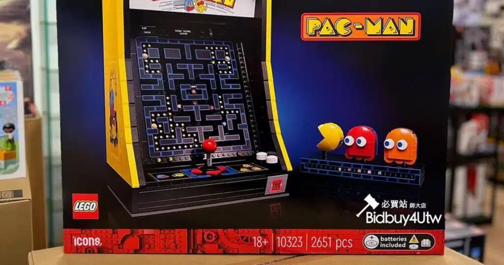 LEGO réinvente Pac-Man avec une borne d'arcade en briques pour revivre les années 80