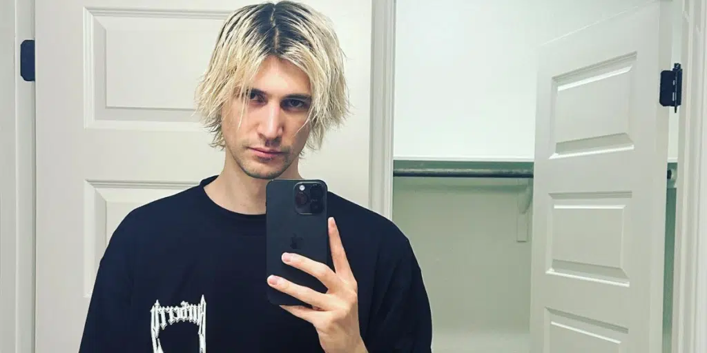 xQc : Le streameur signe un contrat de deux ans avec Kick pour 100 millions de dollars