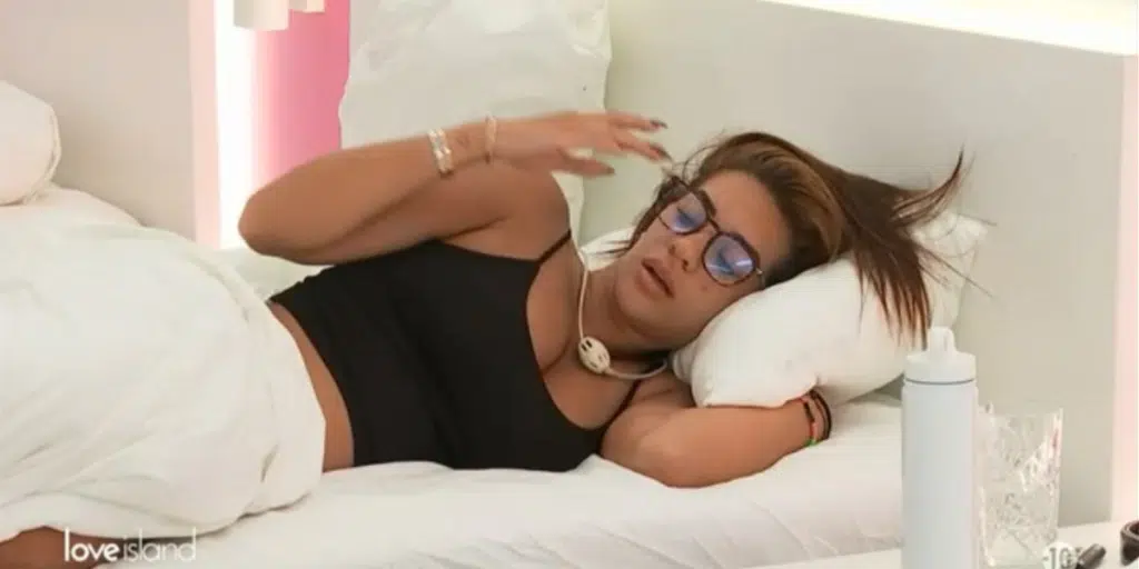 « Love Island » (S01E42) : Marwa dans le doute et Cindy dérape