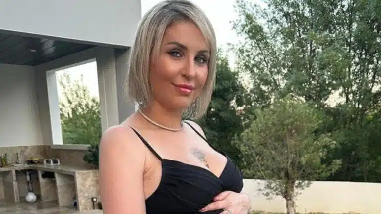 Amandine Pellissard enceinte : Les internautes lui font remarquer sa perte de poids !