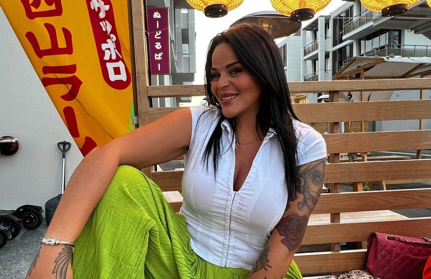 Sarah Fraisou En Rapprochement Avec Un Homme Mari Newstories sarah-fraisou-en-rapprochement-avec-un-homme-mari-newstories