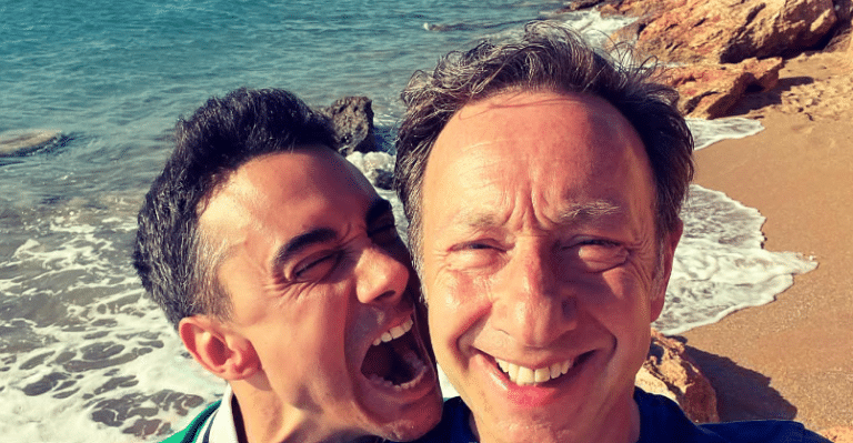 « Je ne me prends pas très au sérieux » : L’animateur Stéphane Bern s'exprime sur sa drôle de collaboration avec Cyprien