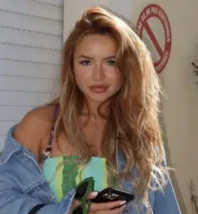 Victoria Mehault - Newstories