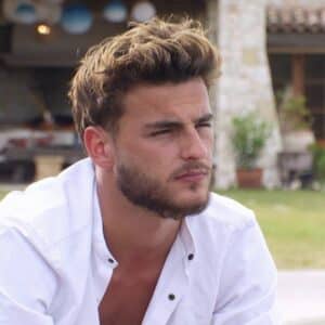 Simon Castaldi - Newstories