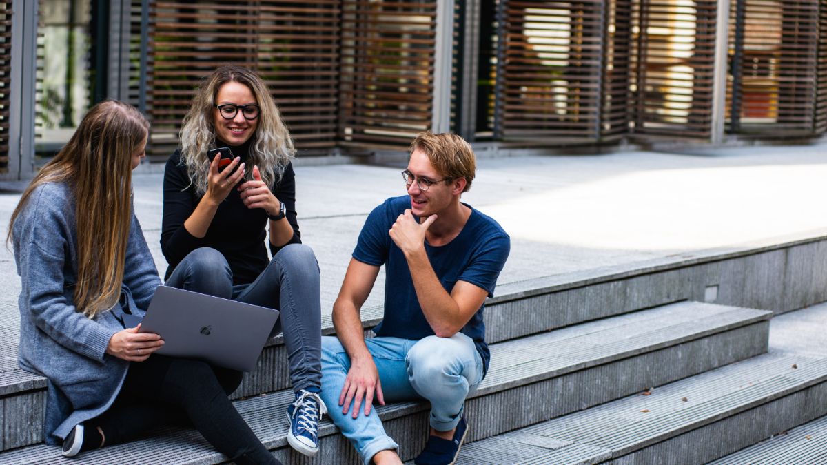 Le jackpot Loto: Une aventure partagée entre collègues