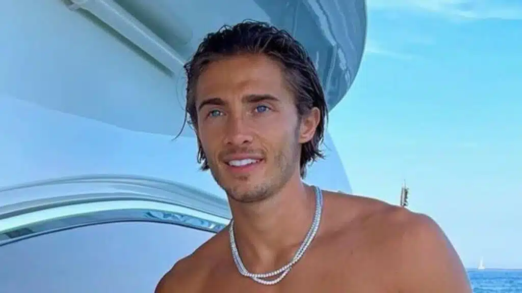 "S'il parle de moi, il prend des abonnés" : Dylan Thiry tacle violemment Booba