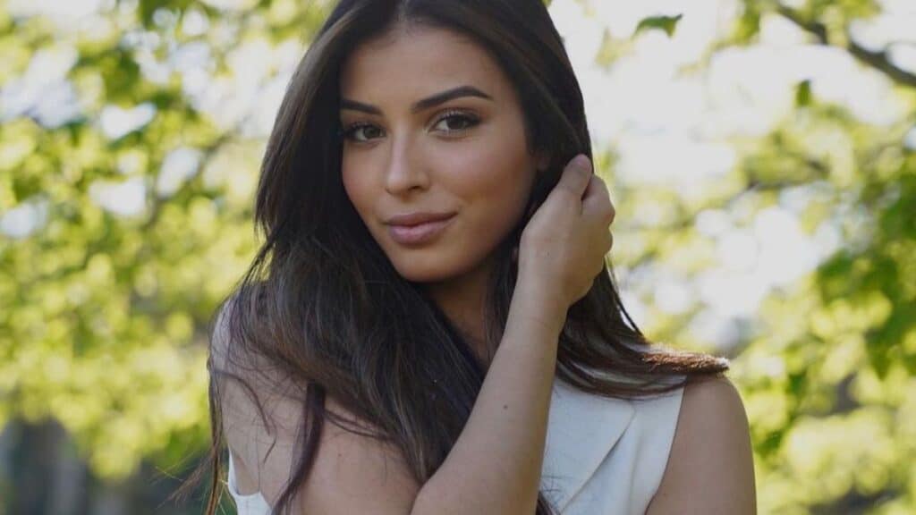 Nadine Benaboud, la nouvelle Miss Midi-Pyrénées 2023 : Une reine de beauté talentueuse, polyglotte et passionnée de voyage