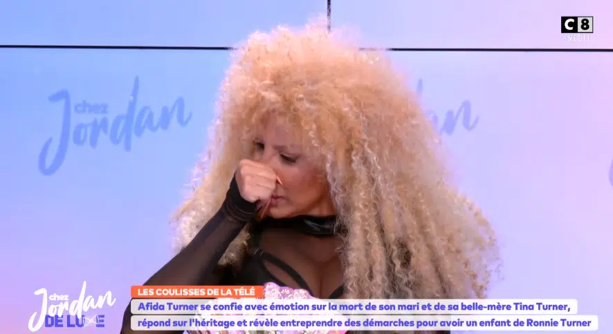 “Au petit matin, c’était les bières” : Afida Turner, toute émue, se confie sur l’addiction à l'alcool de Ronnie Turner, son mari