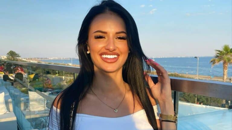 Frenchie Shore : Qui est Julie la mordue de twerk ?