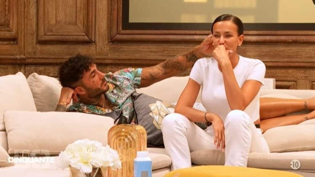 [SPOILERS] Les cinquante : Julie et Vivian se sentent en danger