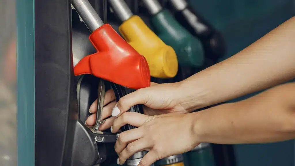 19.000 litres de gasoil détournés ! Deux automobilistes et leur “combine” pour ne pas payer à la station-service