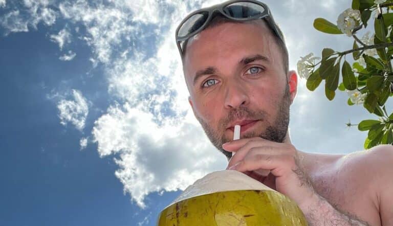 Squeezie : "Qui est l&rsquo;imposteur" du YouTubeur fran&ccedil;ais, sacr&eacute;e vid&eacute;o la plus vue en 2023