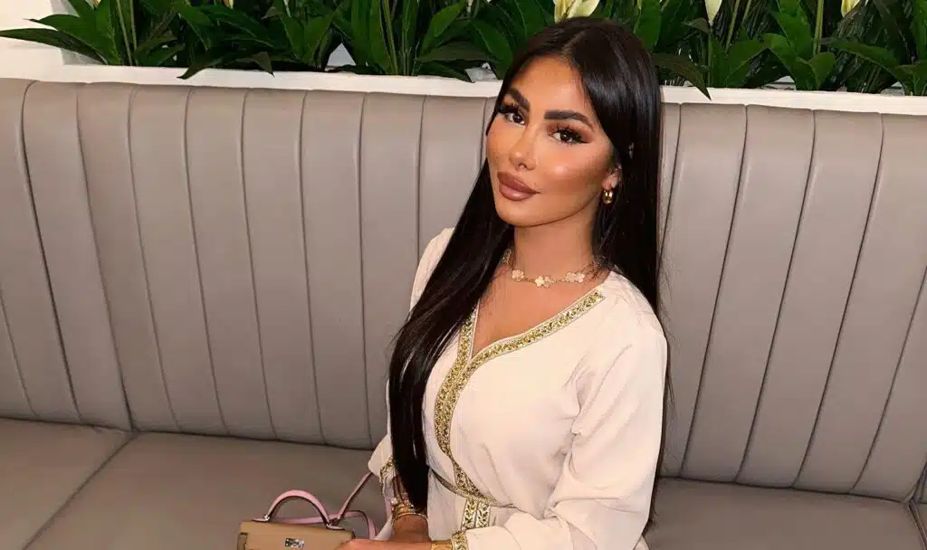 Maeva Ghennam de retour de son pèlerinage, confie être changée et apaisée
