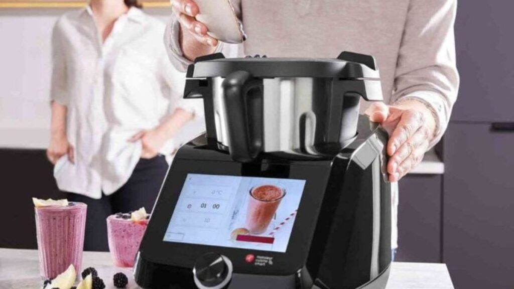 Lidl propose actuellement son robot de cuisine Monsieur Cuisine Smart Black en promo !