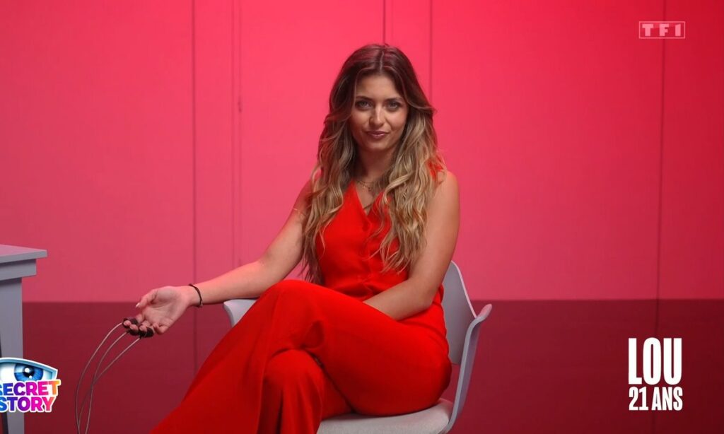 "On n'est pas dans la vraie maison" : Lou (Secret Story) découvre le secret commun des habitants